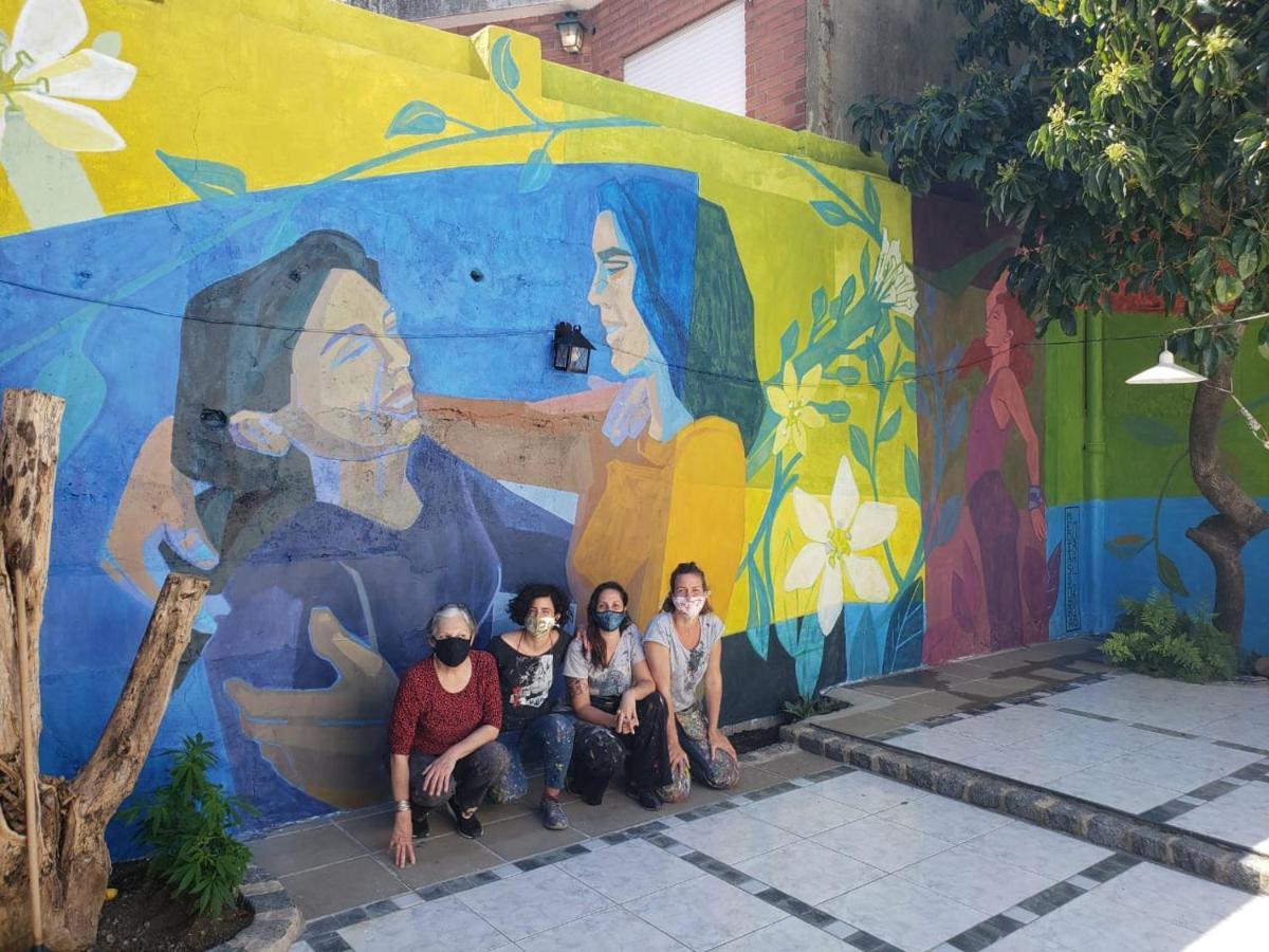 La Casa De Los Murales Авельянеда Экстерьер фото